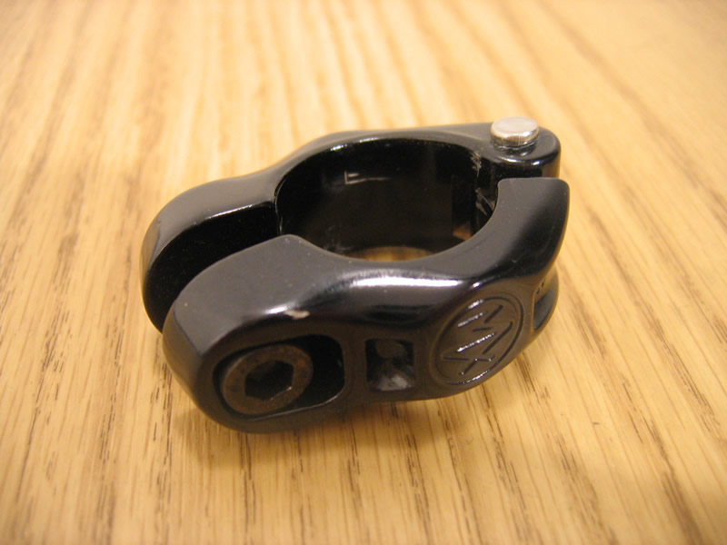 Dia-compe Hinged MX Seat Post Clamp - Black